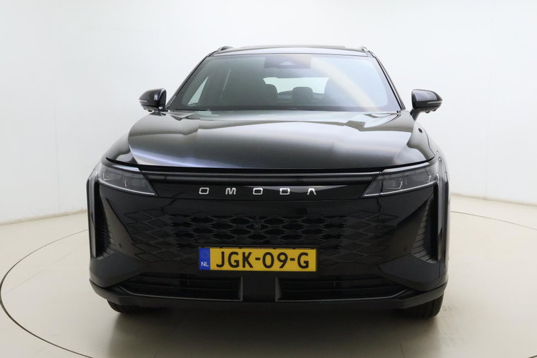 Vehicle Image 6