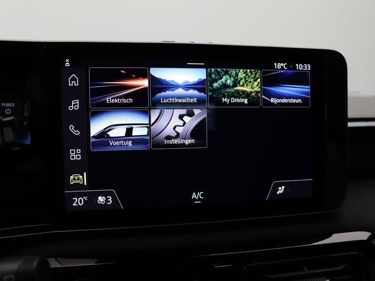 Vehicle Image 35