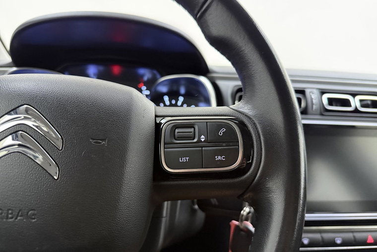Vehicle Image 21