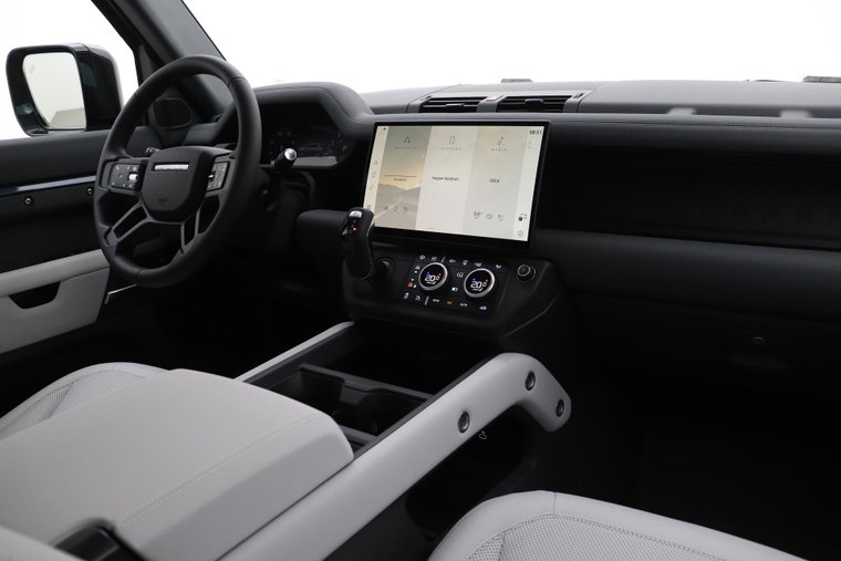 Vehicle Image 18