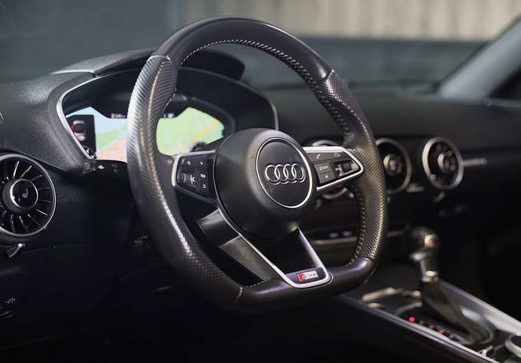 Vehicle Image 7