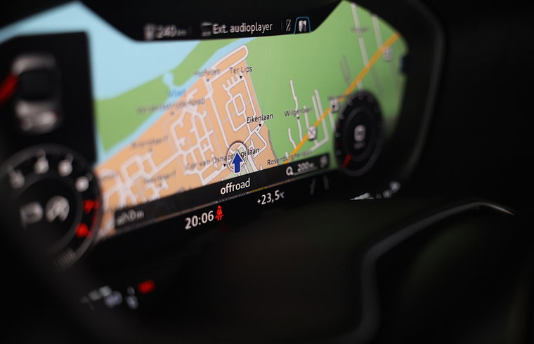 Vehicle Image 8