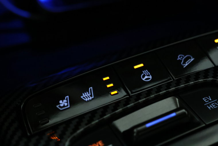 Vehicle Image 35