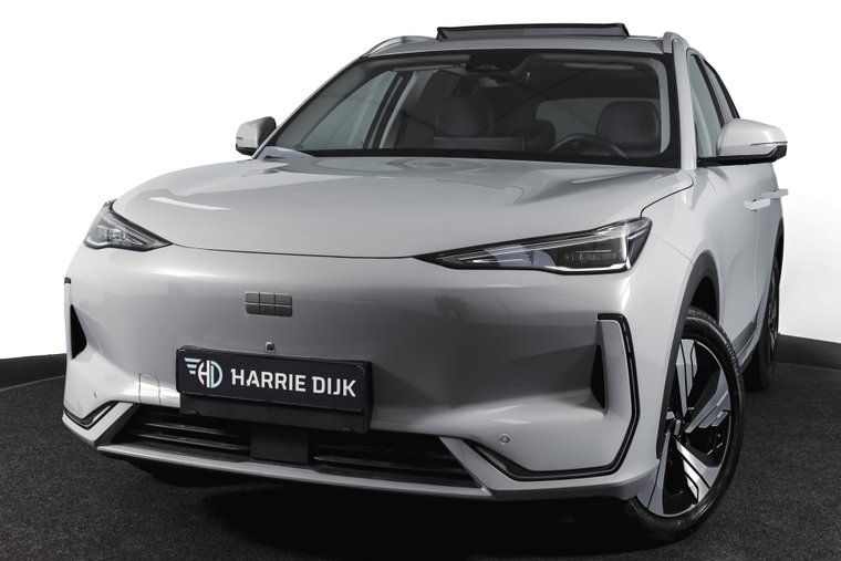 Vehicle Image 13