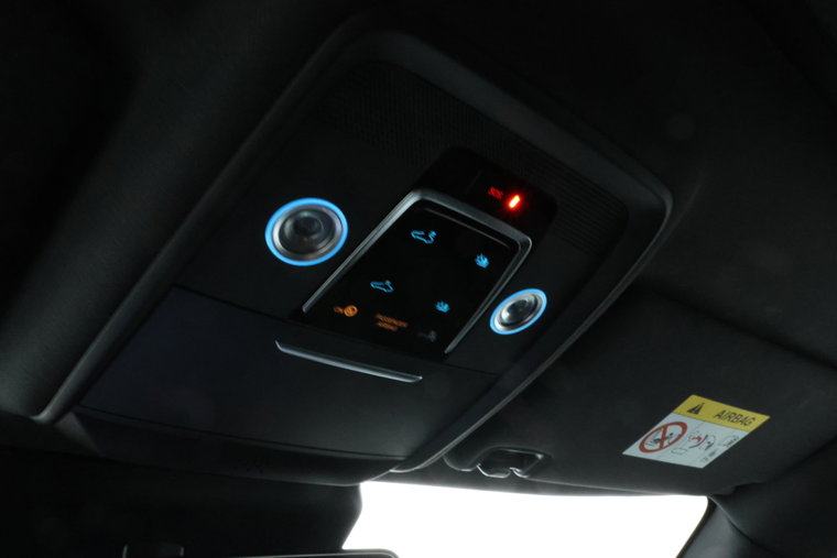 Vehicle Image 32