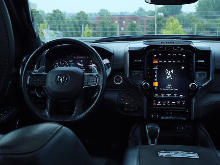 Vehicle Image 31