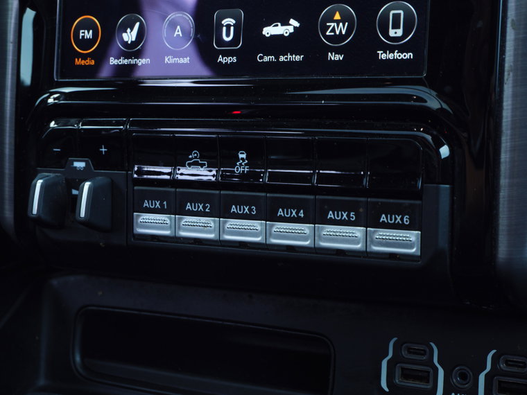 Vehicle Image 37