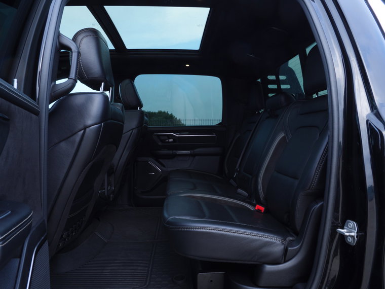Vehicle Image 48