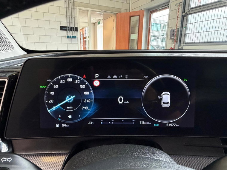 Vehicle Image 15