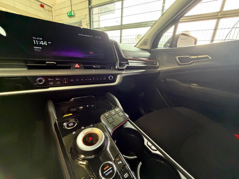 Vehicle Image 22
