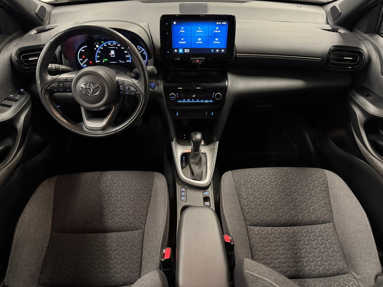 Vehicle Image 11