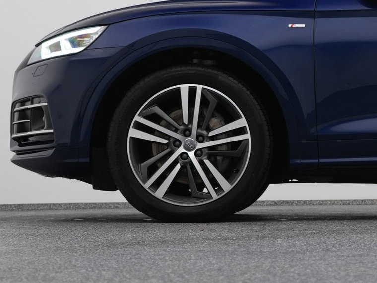 Vehicle Image 39