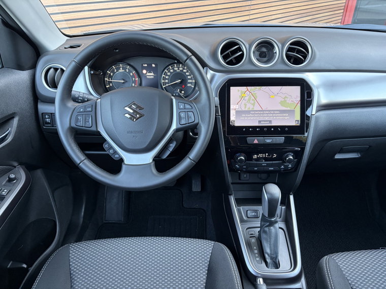 Vehicle Image 24