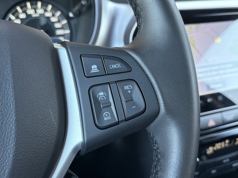 Vehicle Image 30