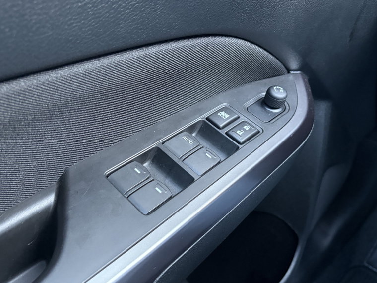 Vehicle Image 45