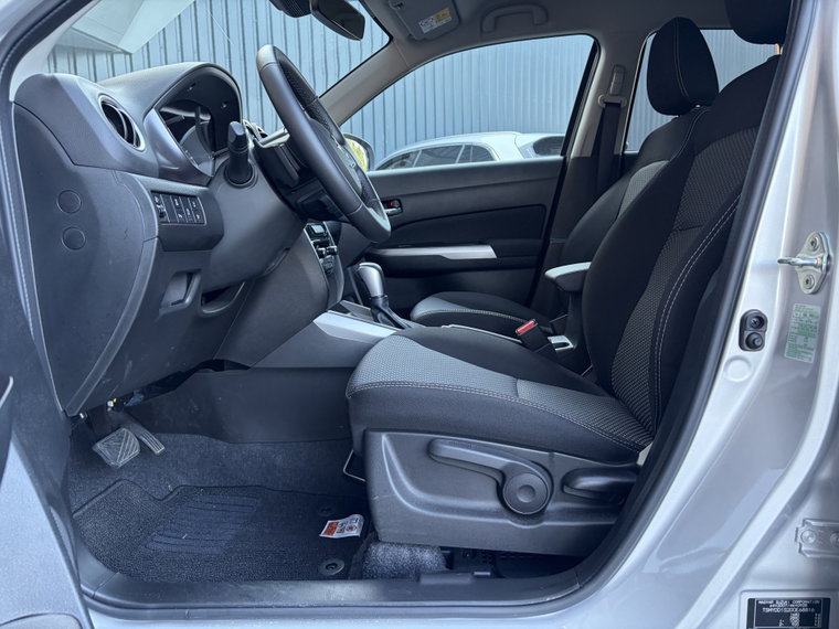 Vehicle Image 48