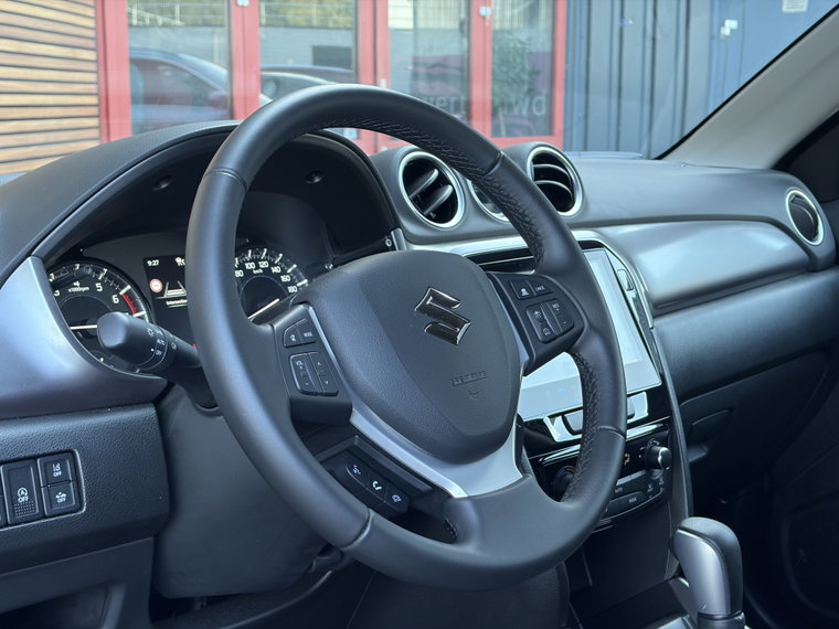 Vehicle Image 7