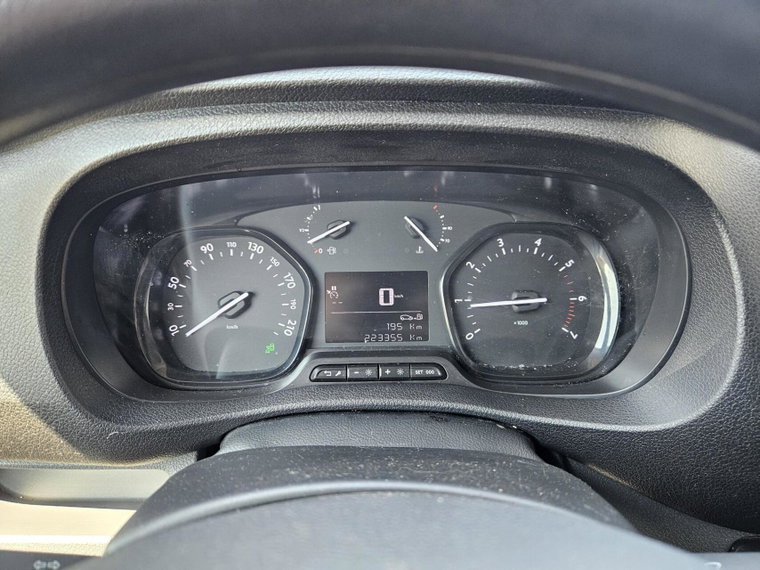 Vehicle Image 26