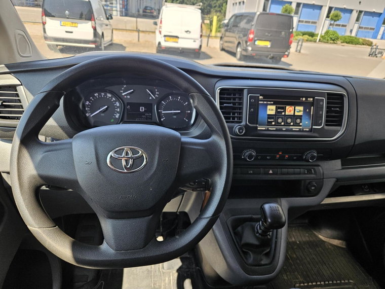 Vehicle Image 27