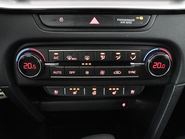 Vehicle Image 39