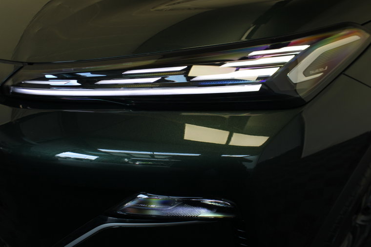 Vehicle Image 13