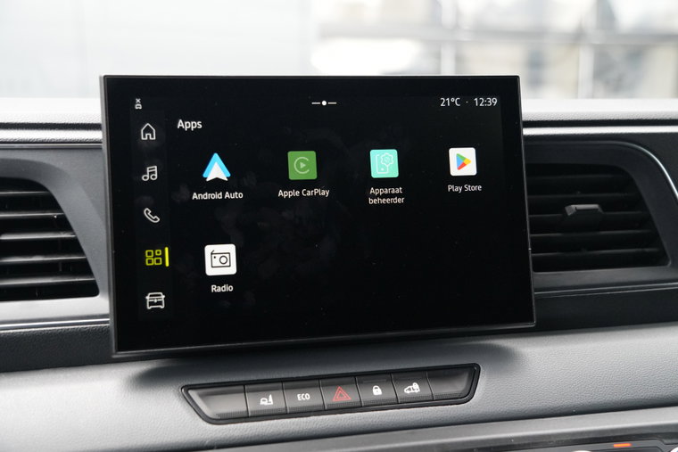Vehicle Image 36