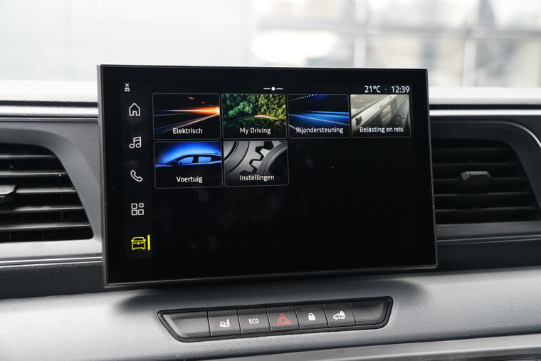Vehicle Image 37