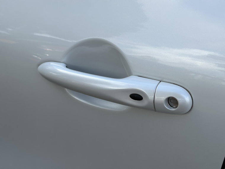 Vehicle Image 33