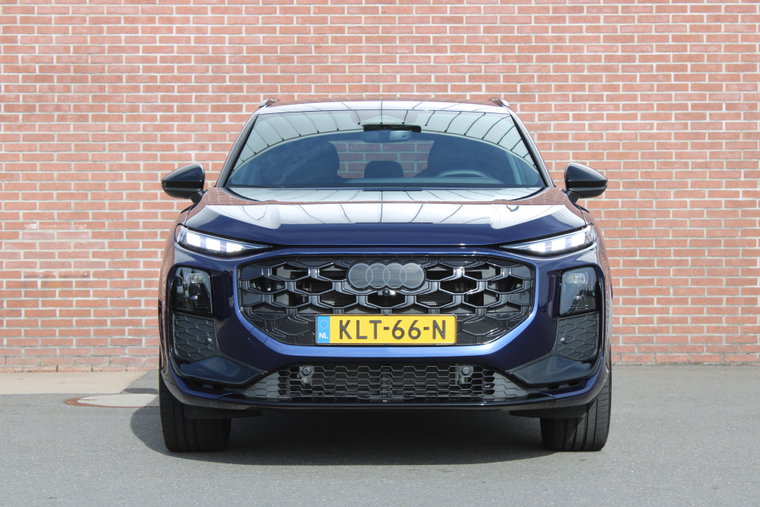 Vehicle Image 27