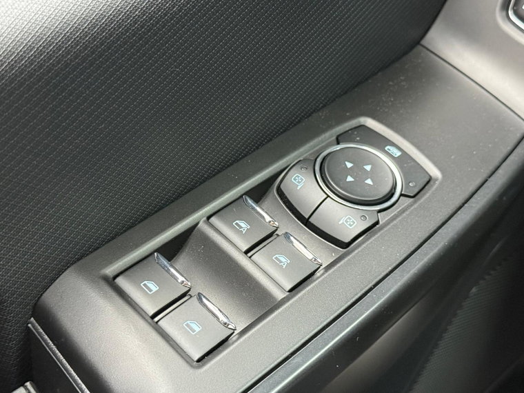 Vehicle Image 27