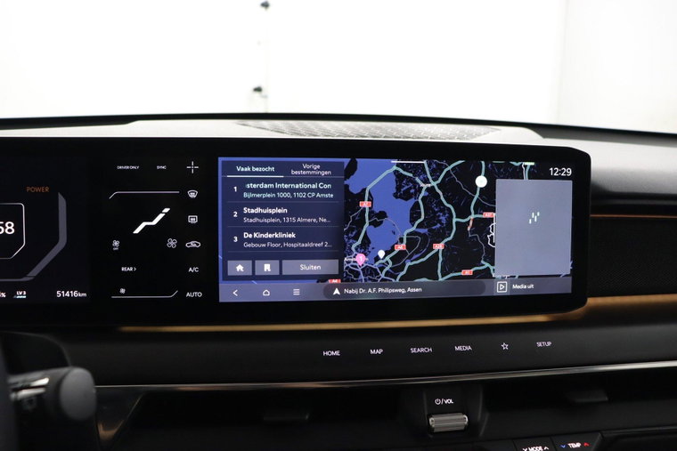Vehicle Image 26
