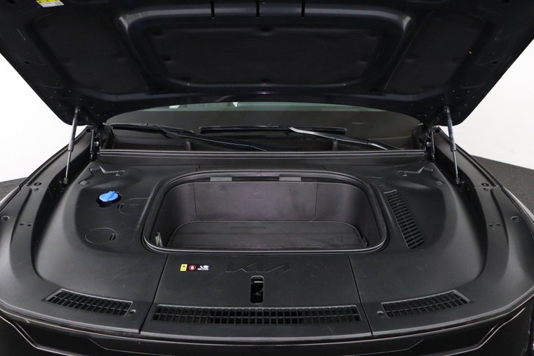 Vehicle Image 33