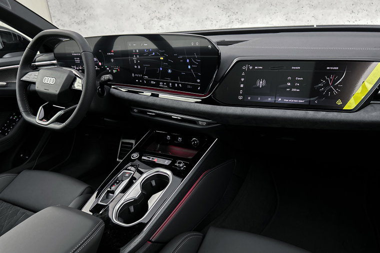 Vehicle Image 30