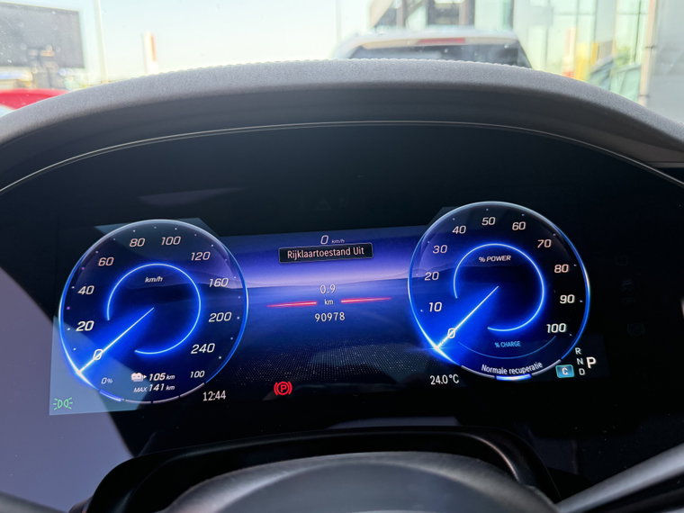 Vehicle Image 27
