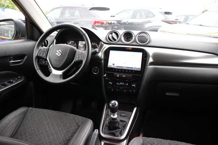 Vehicle Image 7