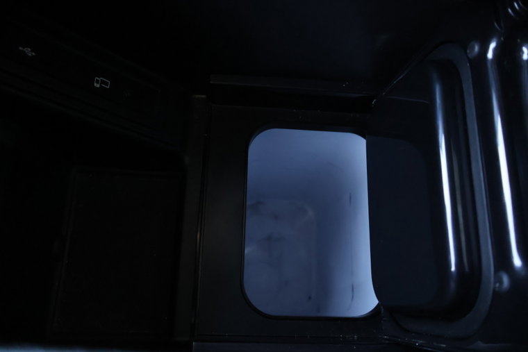 Vehicle Image 44