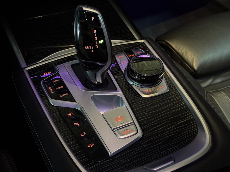 Vehicle Image 36