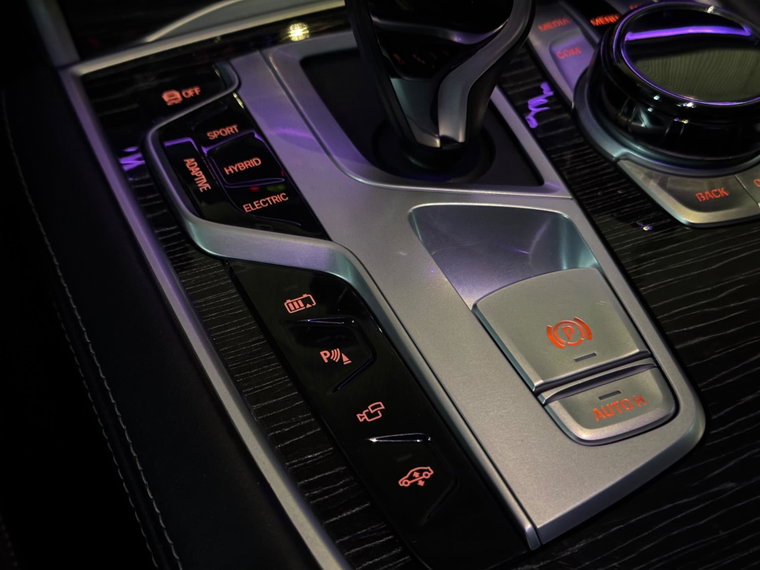 Vehicle Image 42