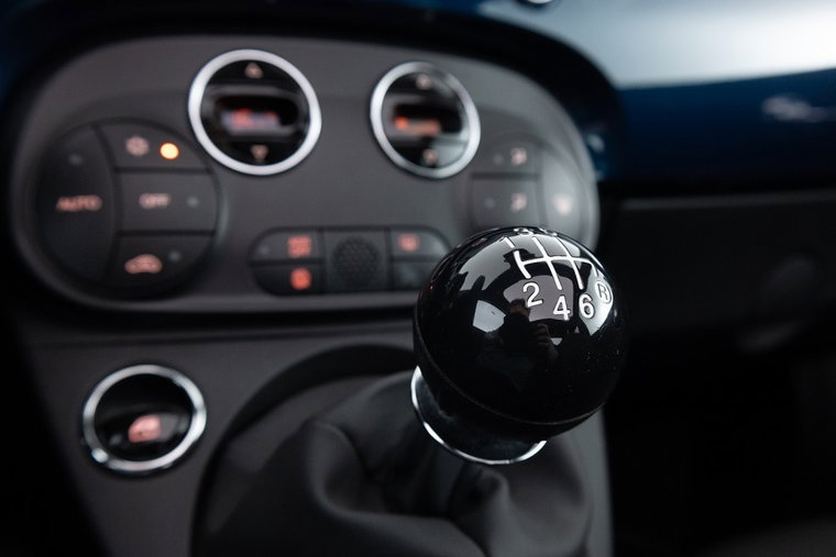 Vehicle Image 12