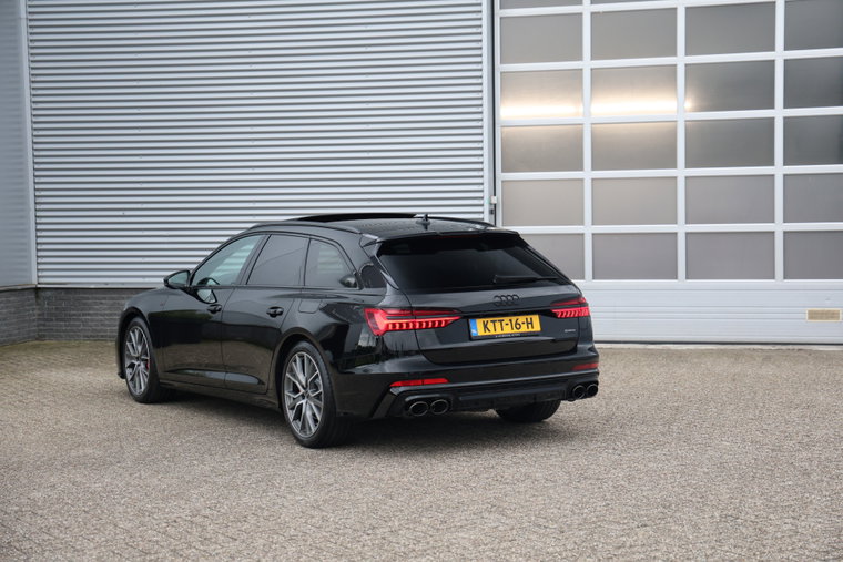 Vehicle Image 28