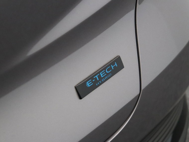 Vehicle Image 42