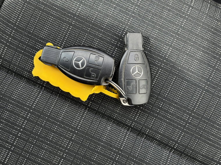 Vehicle Image 28