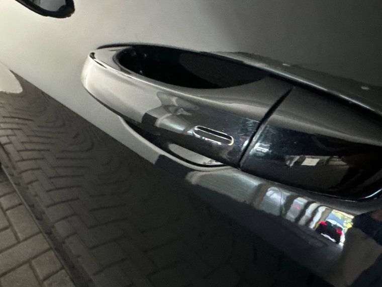 Vehicle Image 28