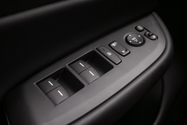 Vehicle Image 37
