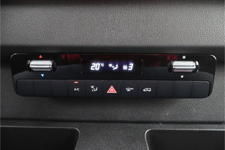 Vehicle Image 47