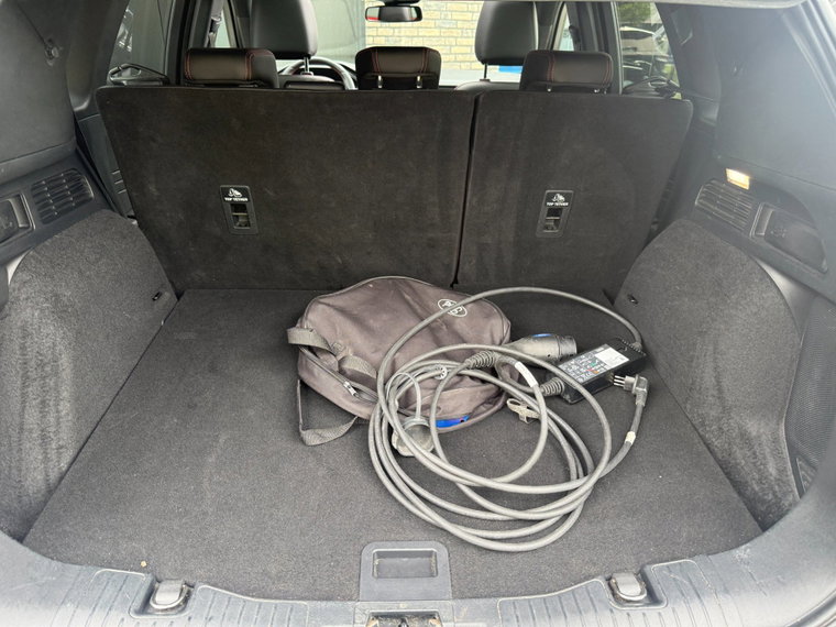 Vehicle Image 30
