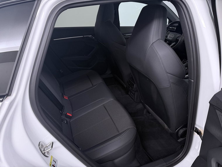 Vehicle Image 47