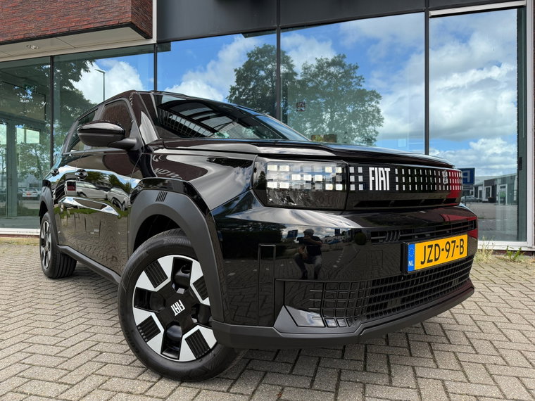 Vehicle Image 15