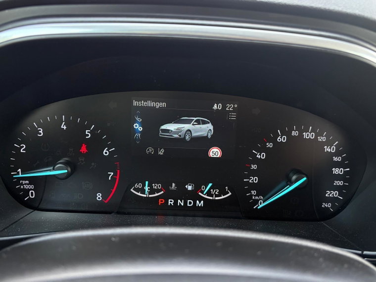 Vehicle Image 24