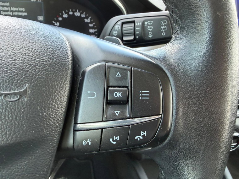 Vehicle Image 26